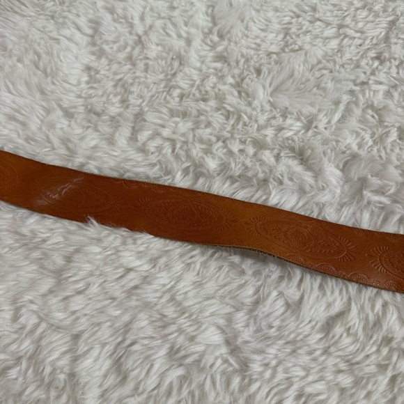 Gap Light Brown Leather Buckle Belt